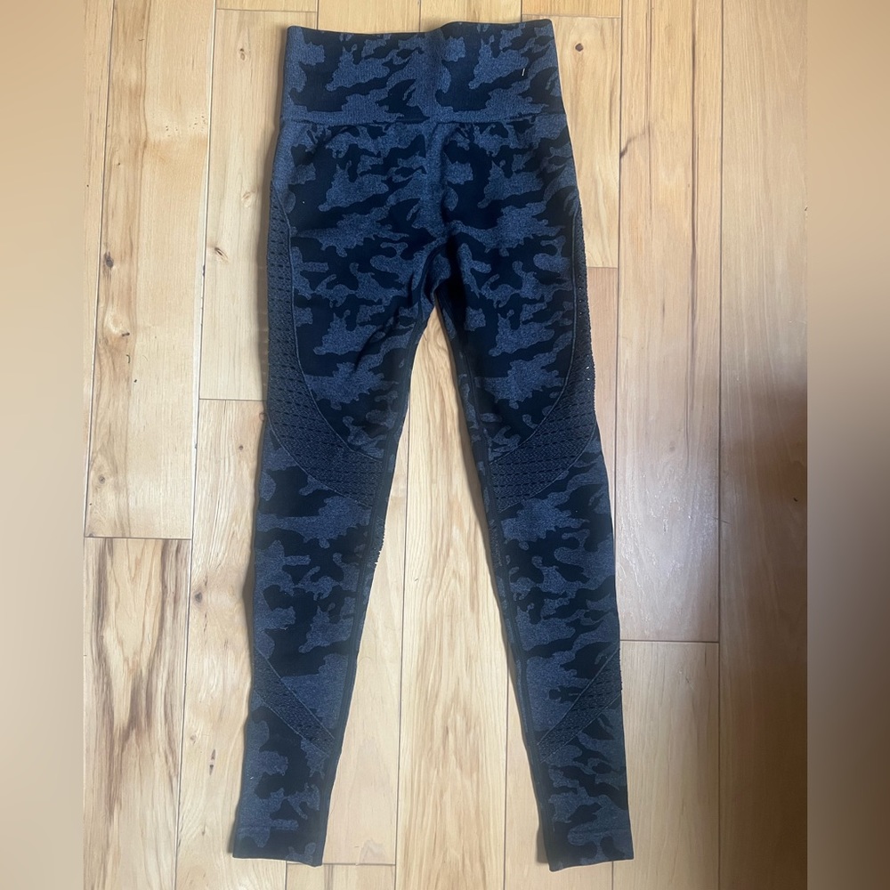 Violate the Dress Code scrunch butt camo leggings